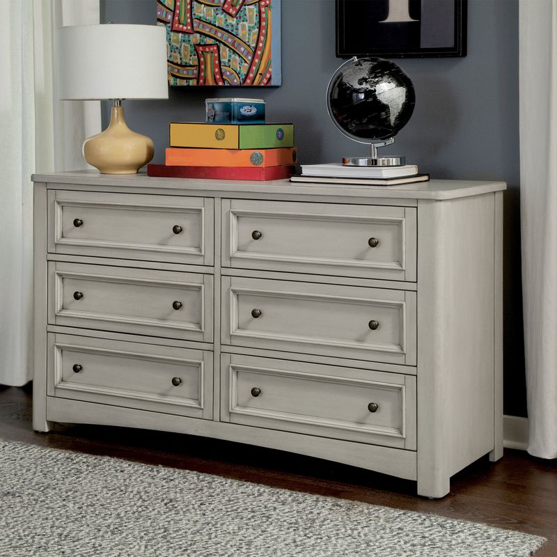 Universal Broadmoore Wingate Dresser
