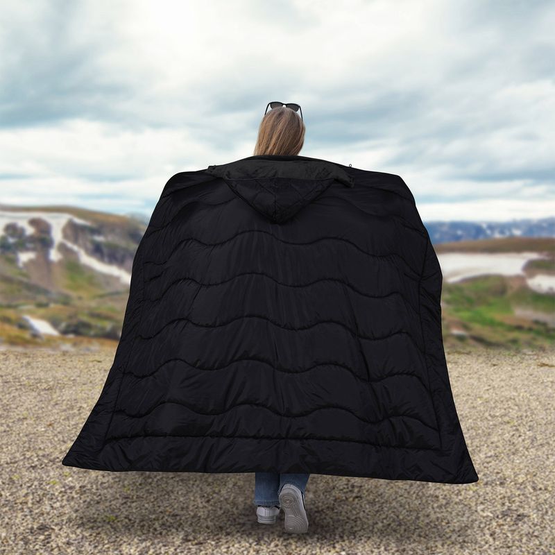 Below Zero Hooded Outdoor Blanket 54¨ X 72¨