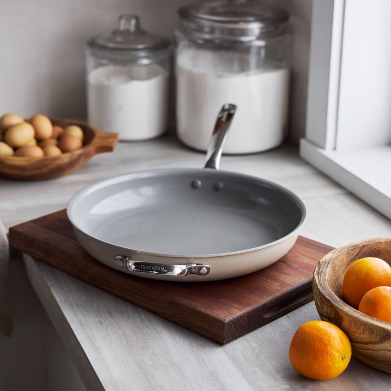 Greenpan ¨the Big Fry¨ 14¨ Frypan