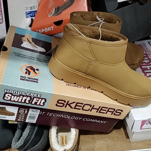 Skechers Women'S Hands-Free Swift Fit Sneaker