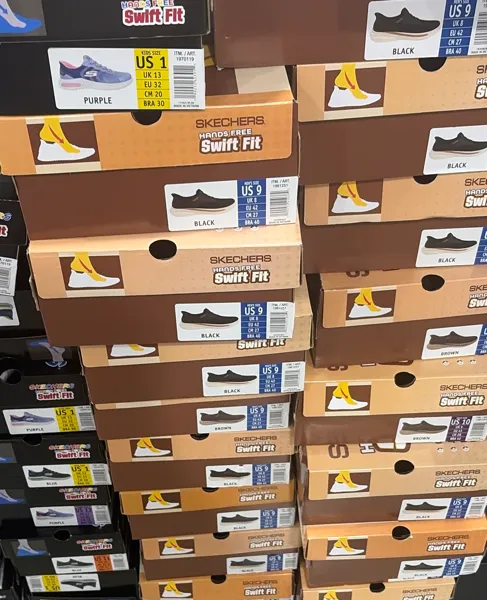Skechers Men'S Hands-Free Swift Fit Sneaker