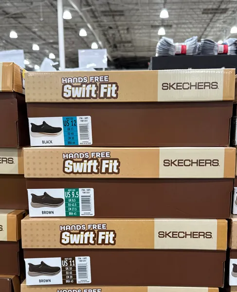 Skechers Men'S Hands-Free Swift Fit Sneaker