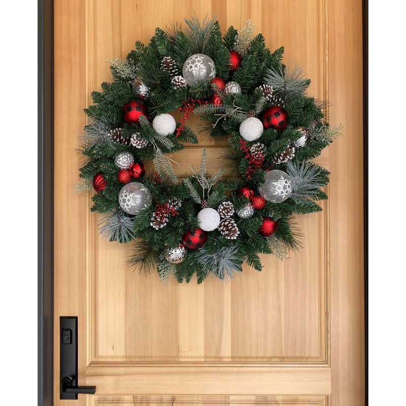 30¨ Red And Silver Decorated Wreath