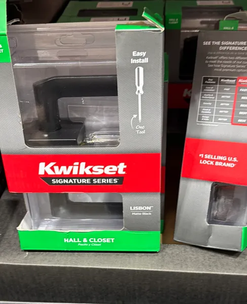 Kwikset Lisbon Lever Matte Black