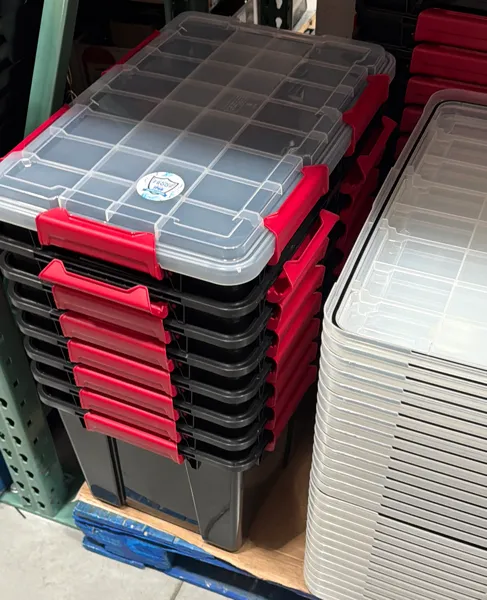 Sterilite 54 qt Gasket Box