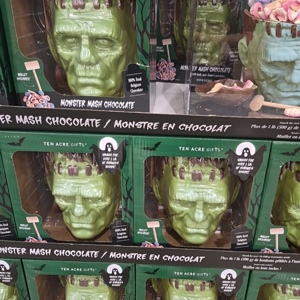 Monster Mash Chocolate Head 6.6 Pounds