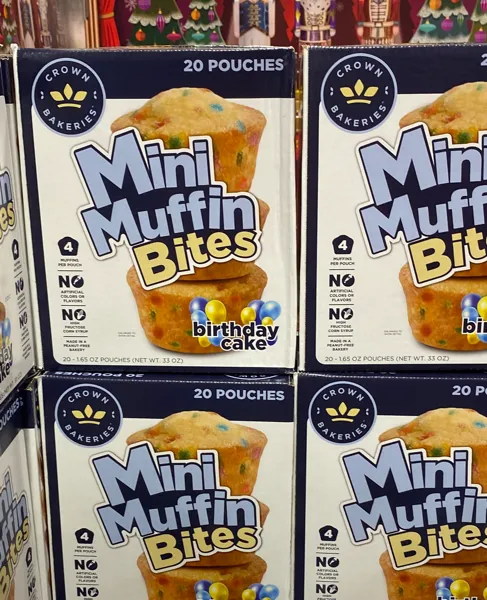 Crown Birthday Cake Muffins 20 ct (2.07lbs)