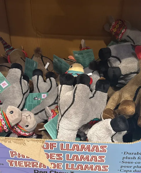 Delca Land Of The Llamas Dog Toy
